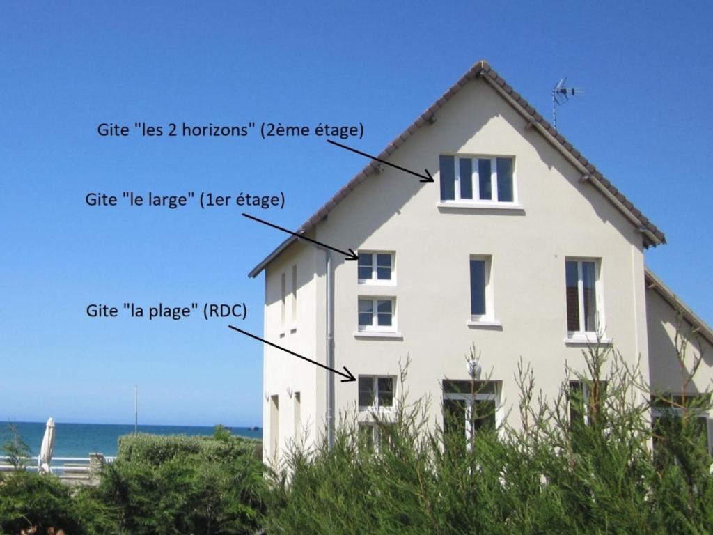 Gites "Plage" Ou "Pieds Dans L'Eau" En Front De Mer A Asnelles , 3Km D'Arromanches, 10Km De Bayeux 外观 照片